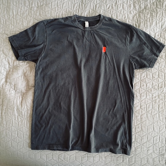 T-SHIRT MEN'S  SIZE L - Picture 1 of 5